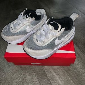 Nike waffle one infant